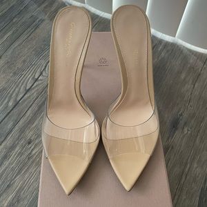 GIANVITO ROSSI New! Plexi clear mules heels Sz 37